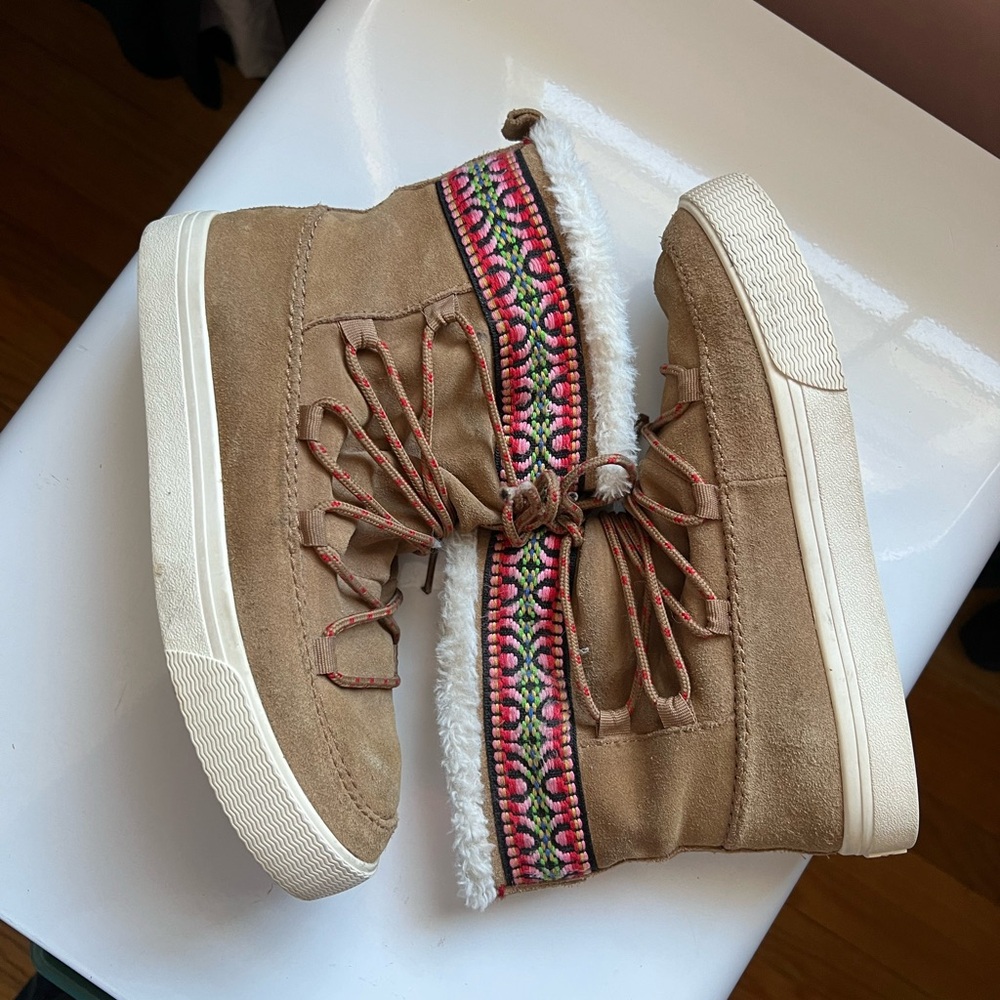 TOMS Alpine Brown Suede Leather Lace Up Faux Fur Ankle Sneaker Boots